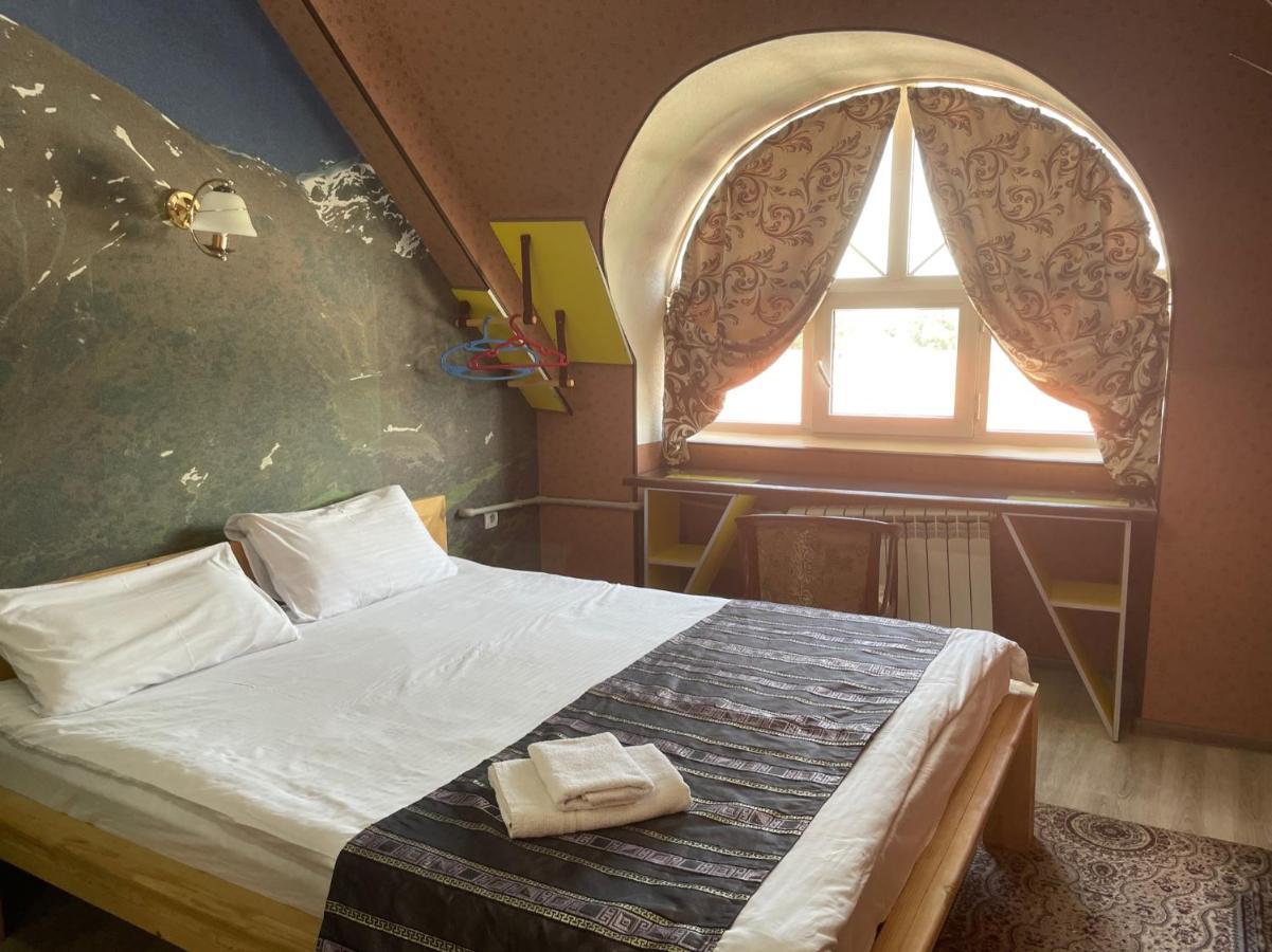 Eco House Hotel Ош Екстериор снимка