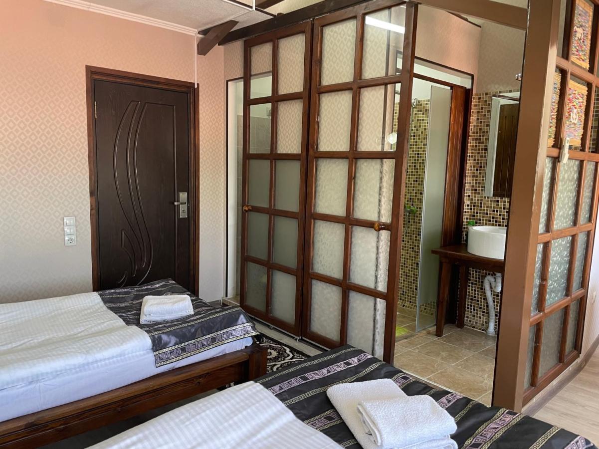 Eco House Hotel Ош Екстериор снимка